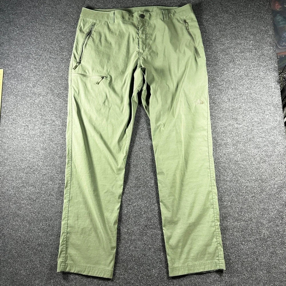 The North Face Mens Paramount Convertible Hiking Pants Green‎ Size 38 Regular